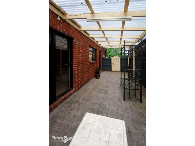 2/31 Ambrie Crescent, Noble Park VIC 3174