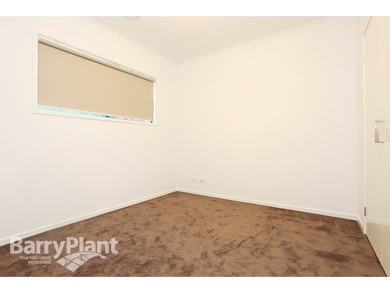 10 Ridgemont Way, Keysborough VIC 3173