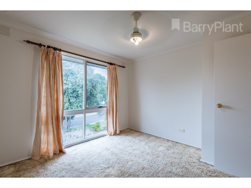 35 Templewood Avenue, Noble Park North VIC 3174