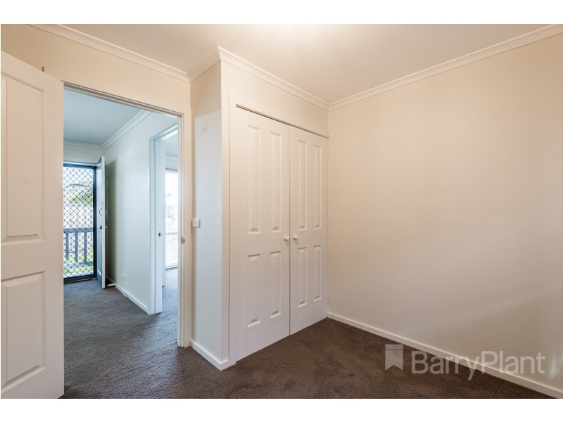 32 Fenton Court, Keysborough VIC 3173