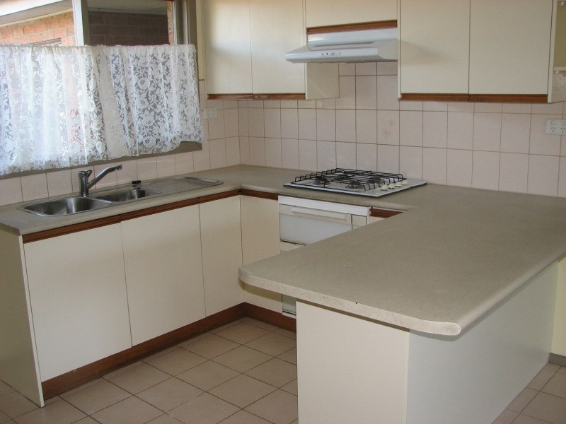 2/4 Crescent Street, Noble Park VIC 3174