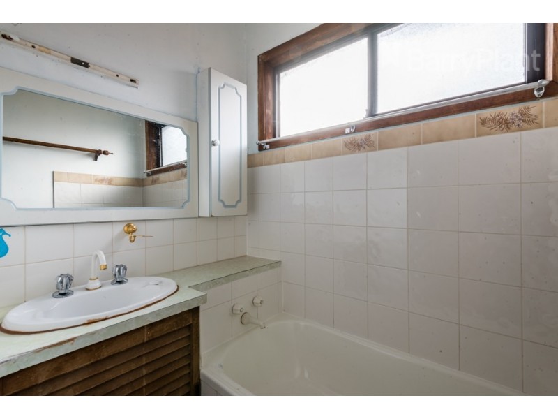 15 Briggs Crescent, Noble Park VIC 3174