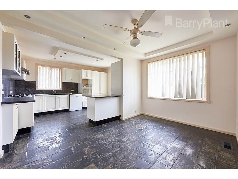 40 Jacaranda Street, Doveton VIC 3177