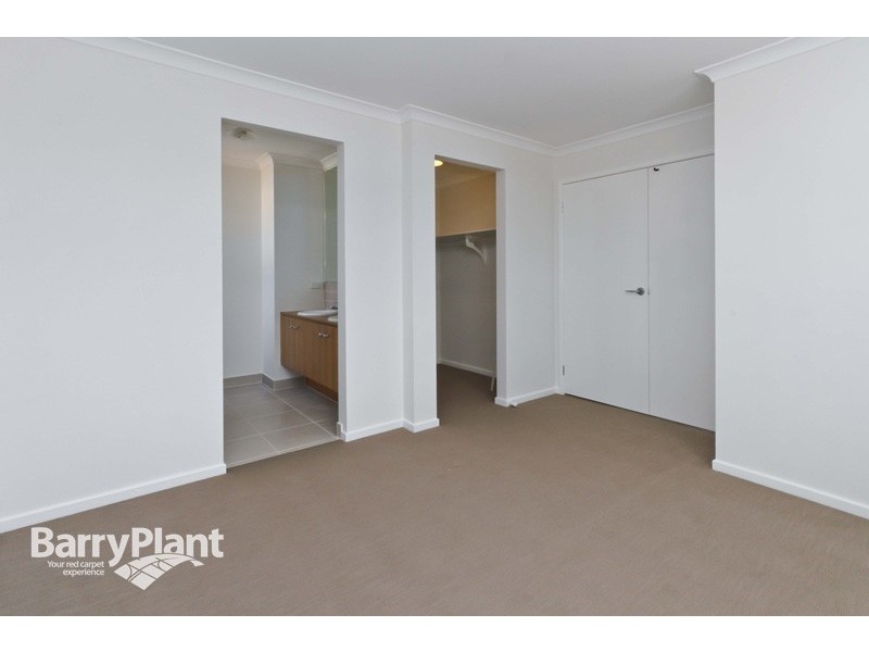 41 Red Brush Drive, Keysborough VIC 3173