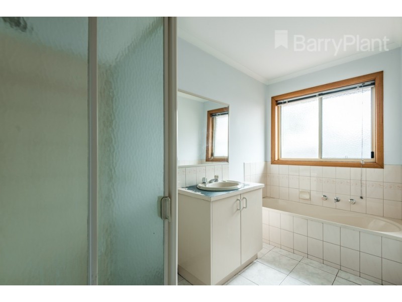 8 Maxwell Court, Noble Park VIC 3174