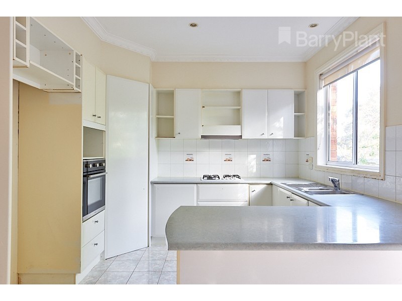 2/10 Nockolds Crescent, Noble Park VIC 3174