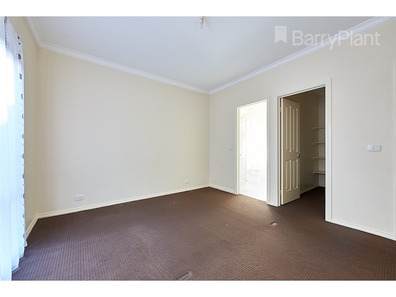 2/10 Nockolds Crescent, Noble Park VIC 3174