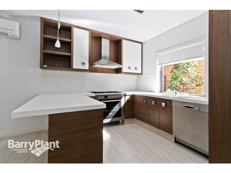 4/7 Heath Avenue, Oakleigh VIC 3166