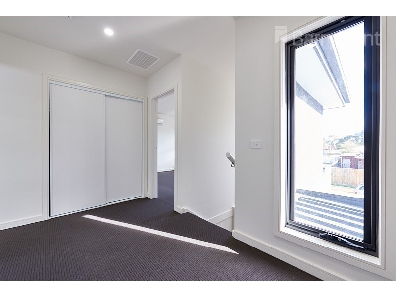 17B Dunvegan Crescent, Dandenong VIC 3175