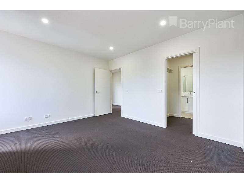 17A Dunvegan Crescent, Dandenong VIC 3175