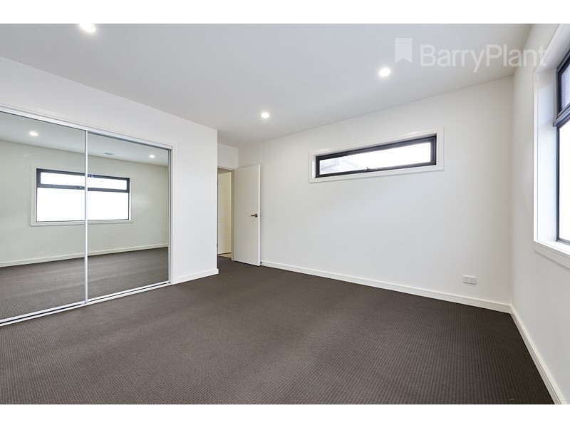 17A Dunvegan Crescent, Dandenong VIC 3175