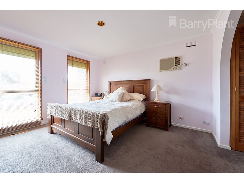 24 Vitis Ave, Noble Park VIC 3174