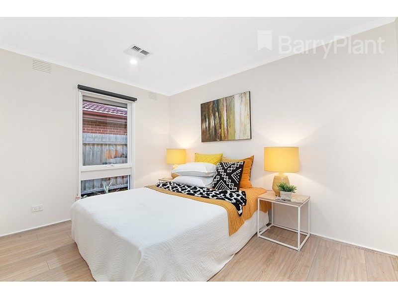 37 Kirribilli Ave, Keysborough VIC 3173