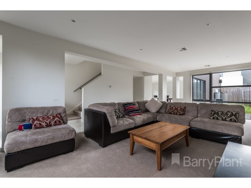 2 Sabina Park Drive, Mulgrave VIC 3170