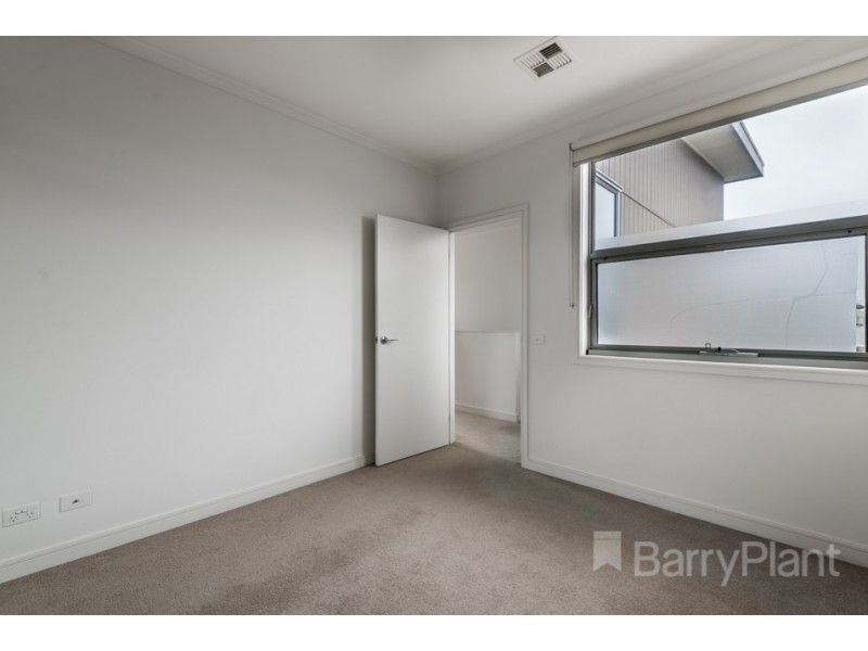 2 Sabina Park Drive, Mulgrave VIC 3170