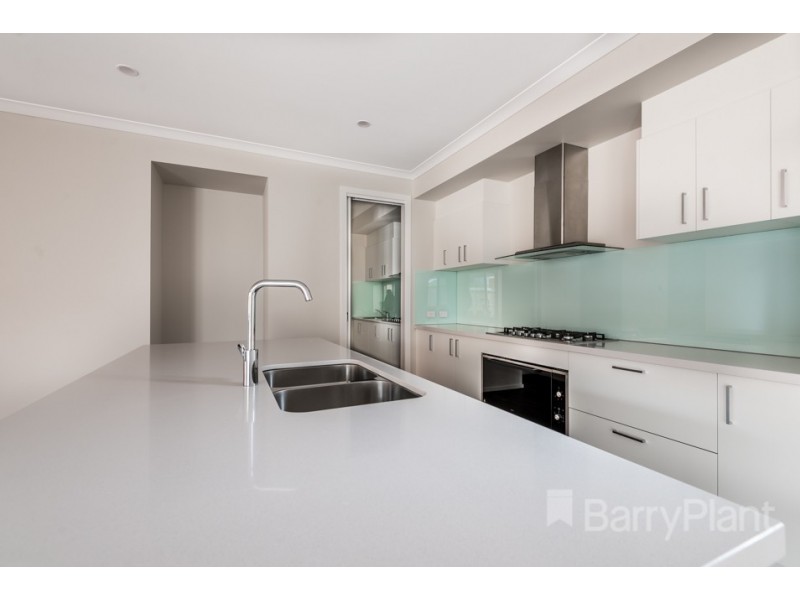 32 Glenfern Street, Keysborough VIC 3173