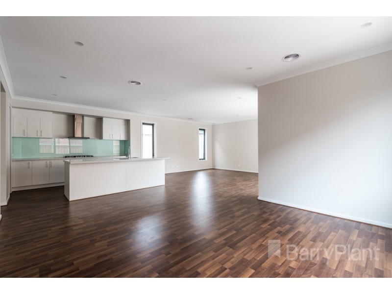 32 Glenfern Street, Keysborough VIC 3173