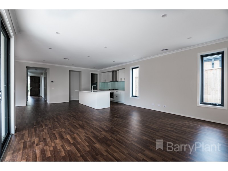 32 Glenfern Street, Keysborough VIC 3173