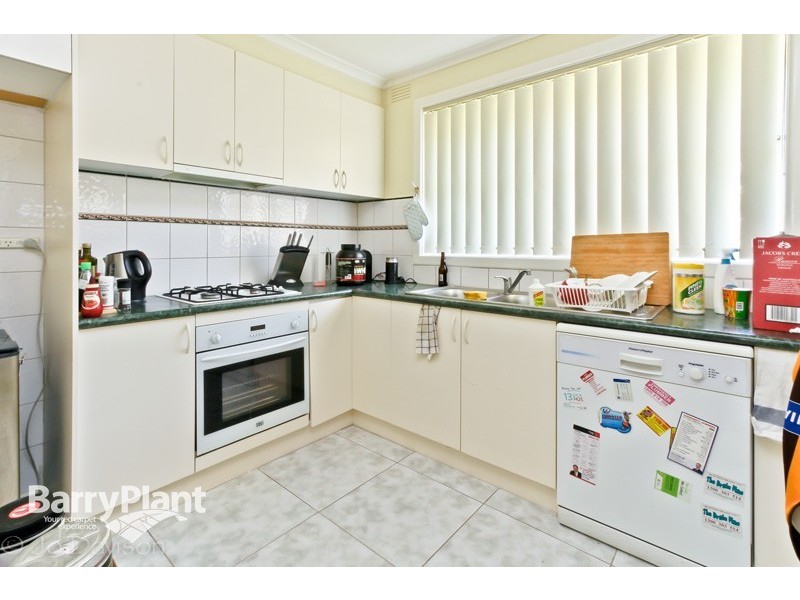 2/28 Larbert Road, Noble Park VIC 3174