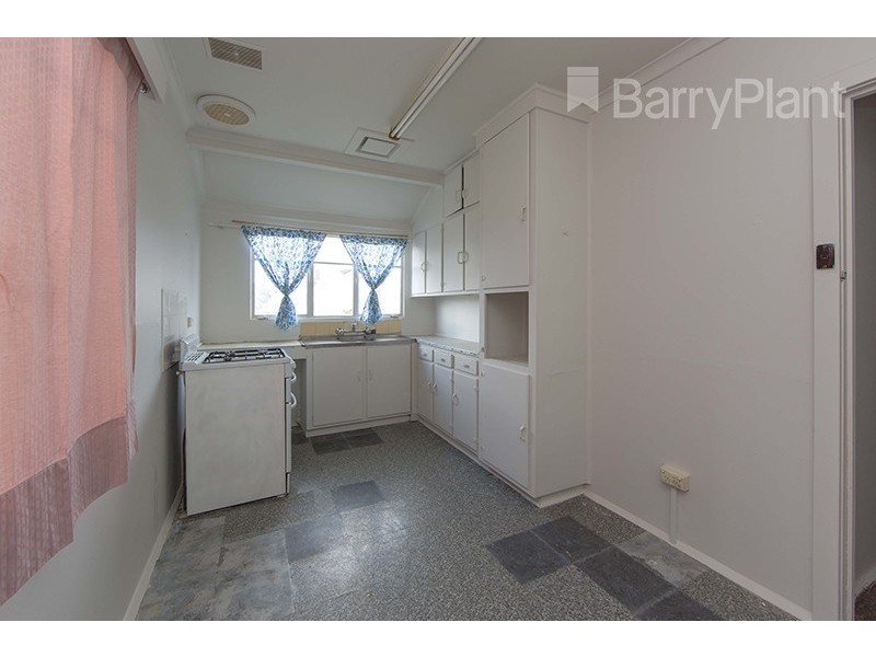 70 Menzies Avenue, Dandenong North VIC 3175