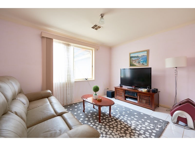 29 Hennessy Way, Dandenong North VIC 3175