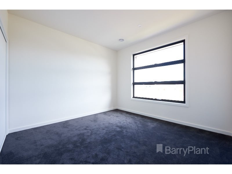 4 Grasslands Loop, Keysborough VIC 3173