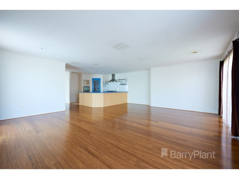 9 Chesil Court, Narre Warren South VIC 3805