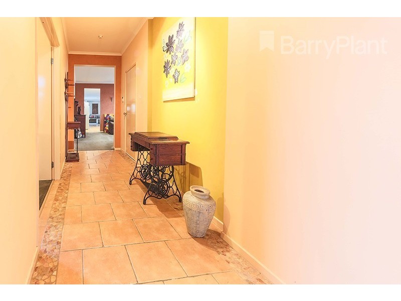 1 Gilmore Street, Pakenham VIC 3810