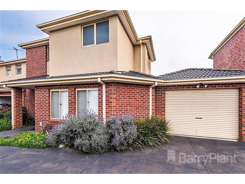 2/1 Treesbank Ave, Springvale VIC 3171