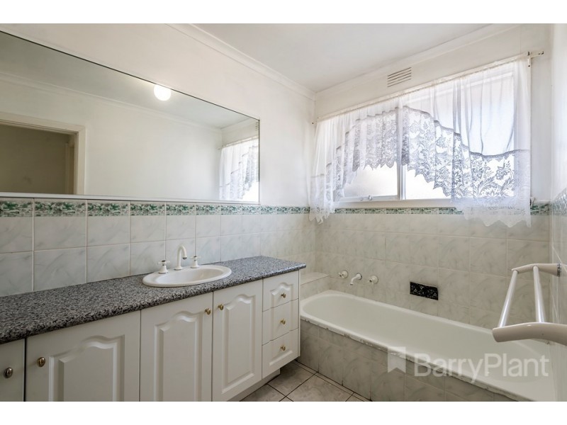 351 Cheltenham Road, Keysborough VIC 3173