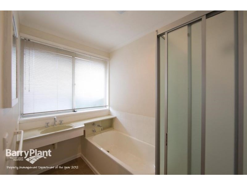2 Lyndale Court, Dandenong North VIC 3175