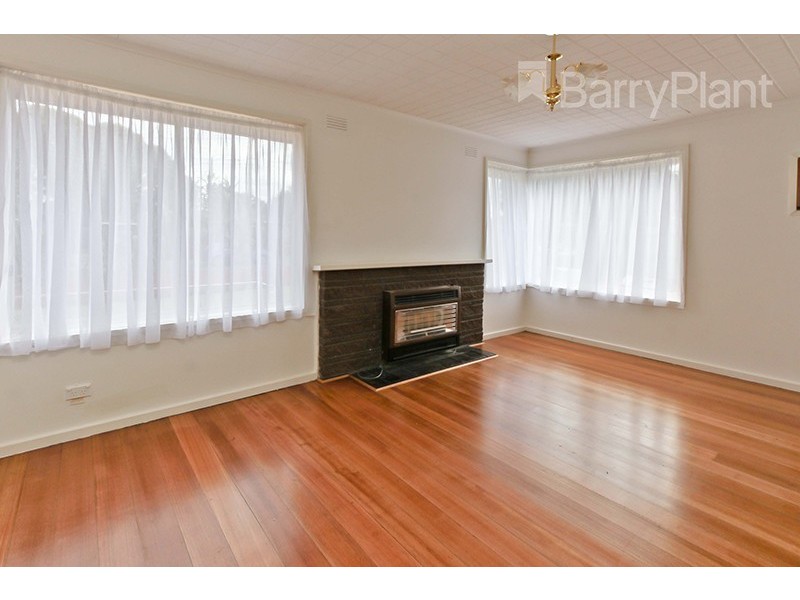 15 Cosier Drive, Noble Park VIC 3174