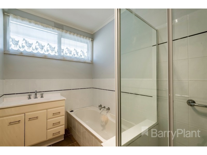 4 Hilary Court, Noble Park VIC 3174