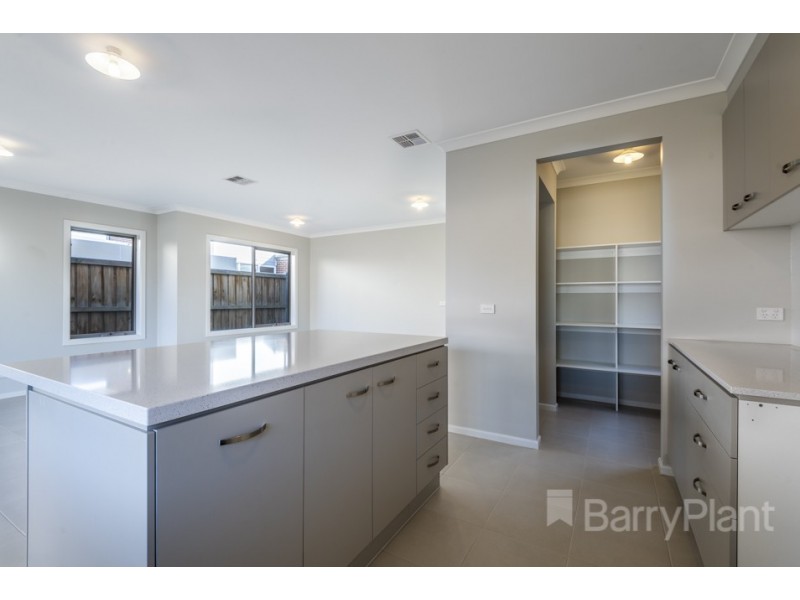 7 Petunia Drive, Keysborough VIC 3173