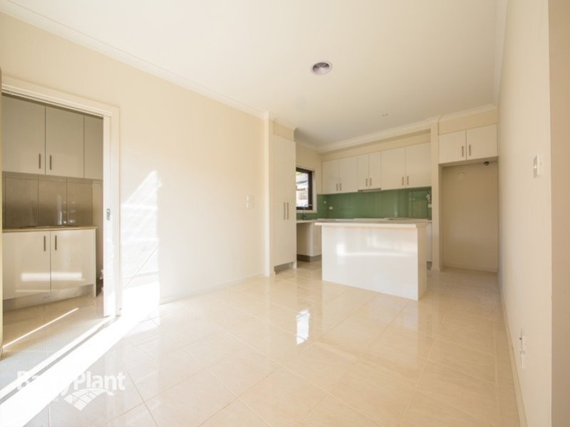 1/4 Victoria Road, Narre Warren VIC 3805