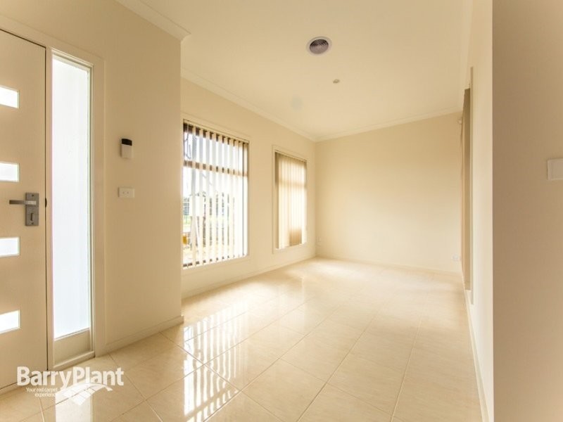 1/4 Victoria Road, Narre Warren VIC 3805