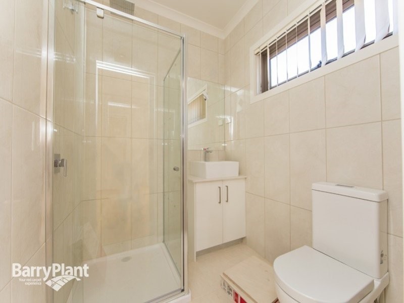 1/4 Victoria Road, Narre Warren VIC 3805