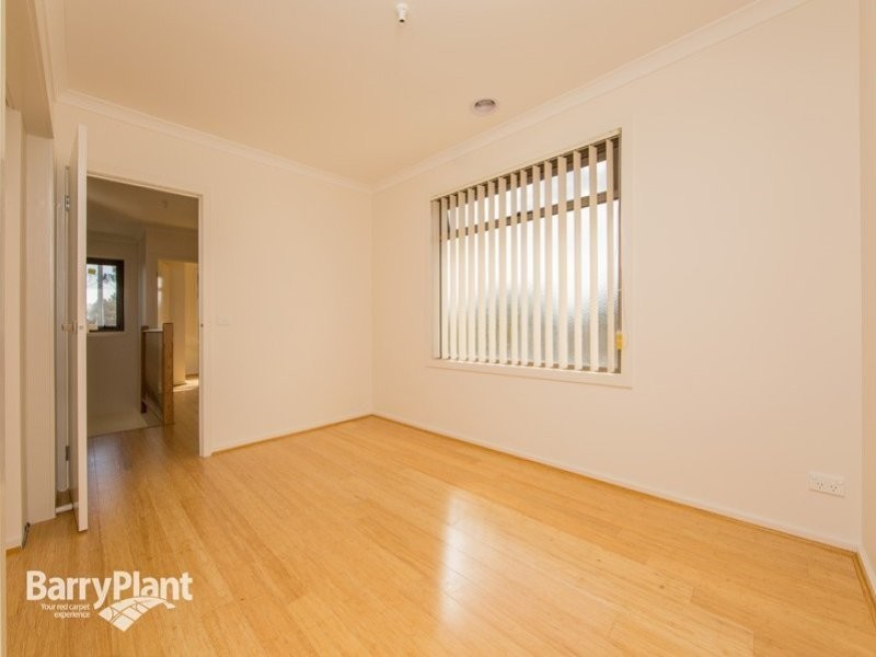 1/4 Victoria Road, Narre Warren VIC 3805