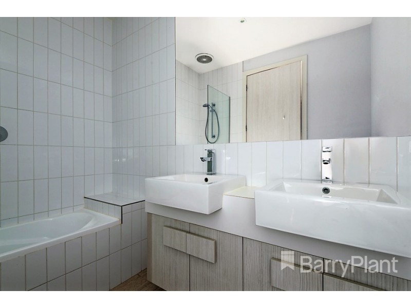 2/7 Heath Avenue, Oakleigh VIC 3166