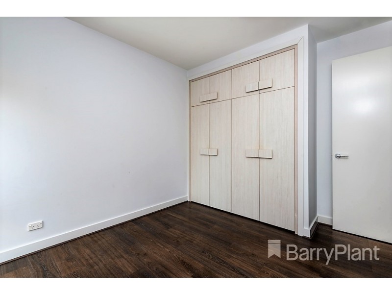 2/7 Heath Avenue, Oakleigh VIC 3166