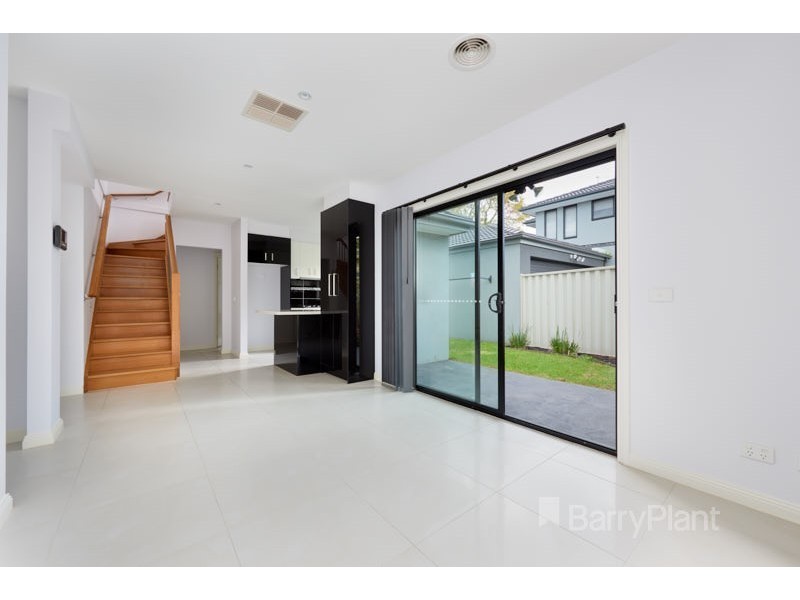 1/5 Athol Road, Noble Park VIC 3174