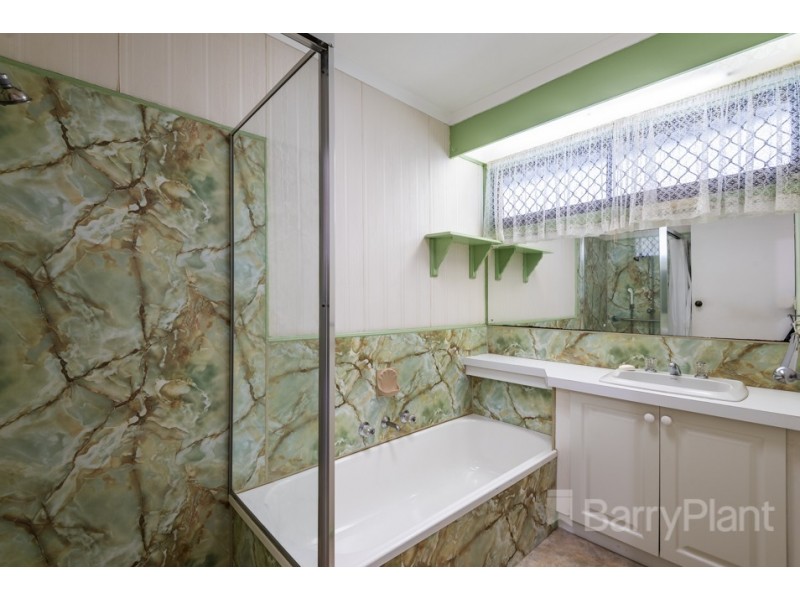 6 Cromwell Court, Keysborough VIC 3173