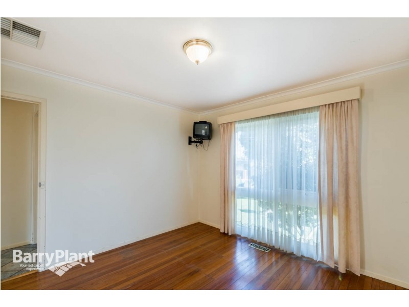 9 Balgowlah Ave, Keysborough VIC 3173