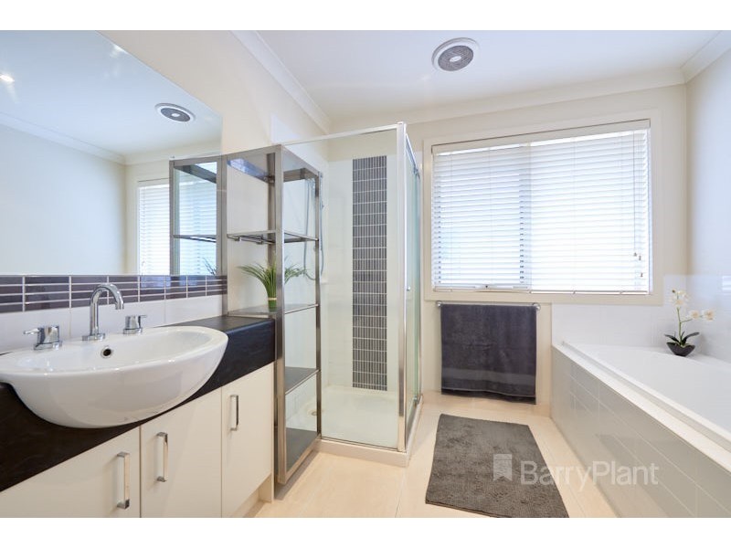 16 Bassett Street, Dandenong VIC 3175