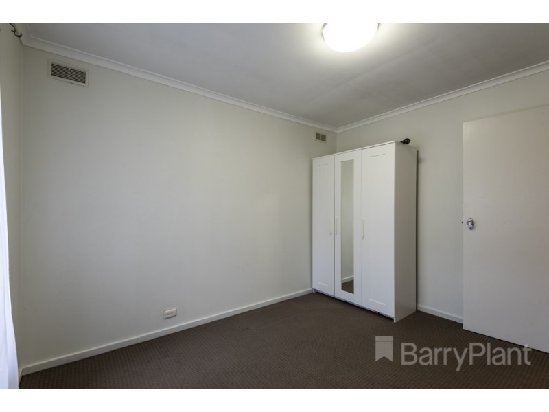 64 Neasham Drive, Dandenong North VIC 3175