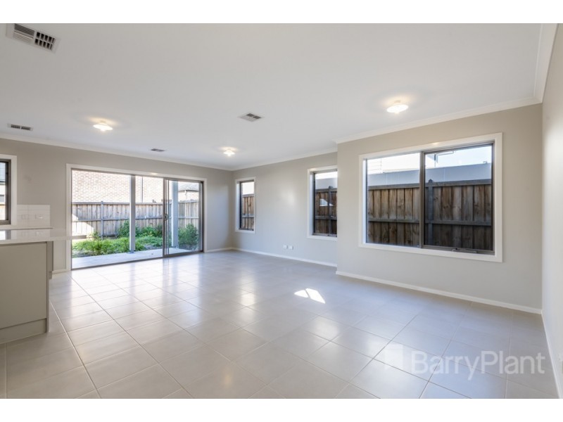 7 Petunia Drive, Keysborough VIC 3173