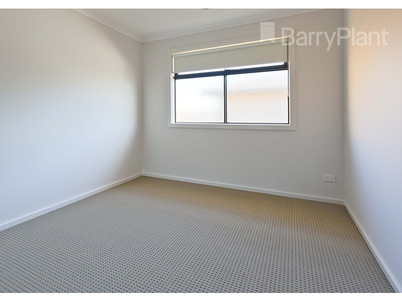 29 Pleasant Way, Keysborough VIC 3173