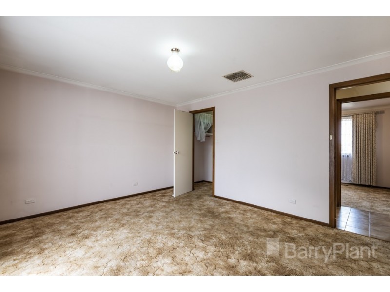 14 Ascot Drive, Noble Park North VIC 3174