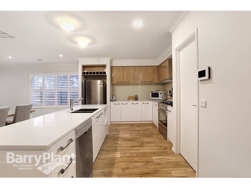 202 Clarendon Drive, Keysborough VIC 3173