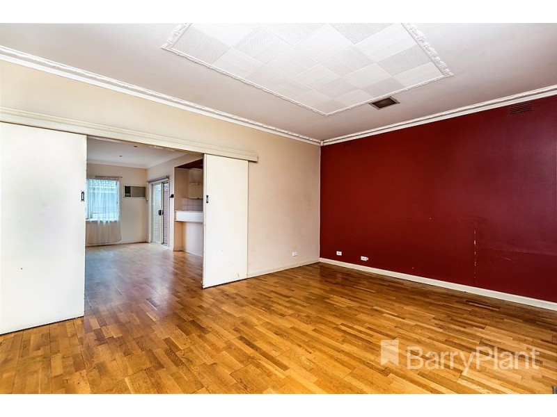 10 Dunblane Road, Noble Park VIC 3174